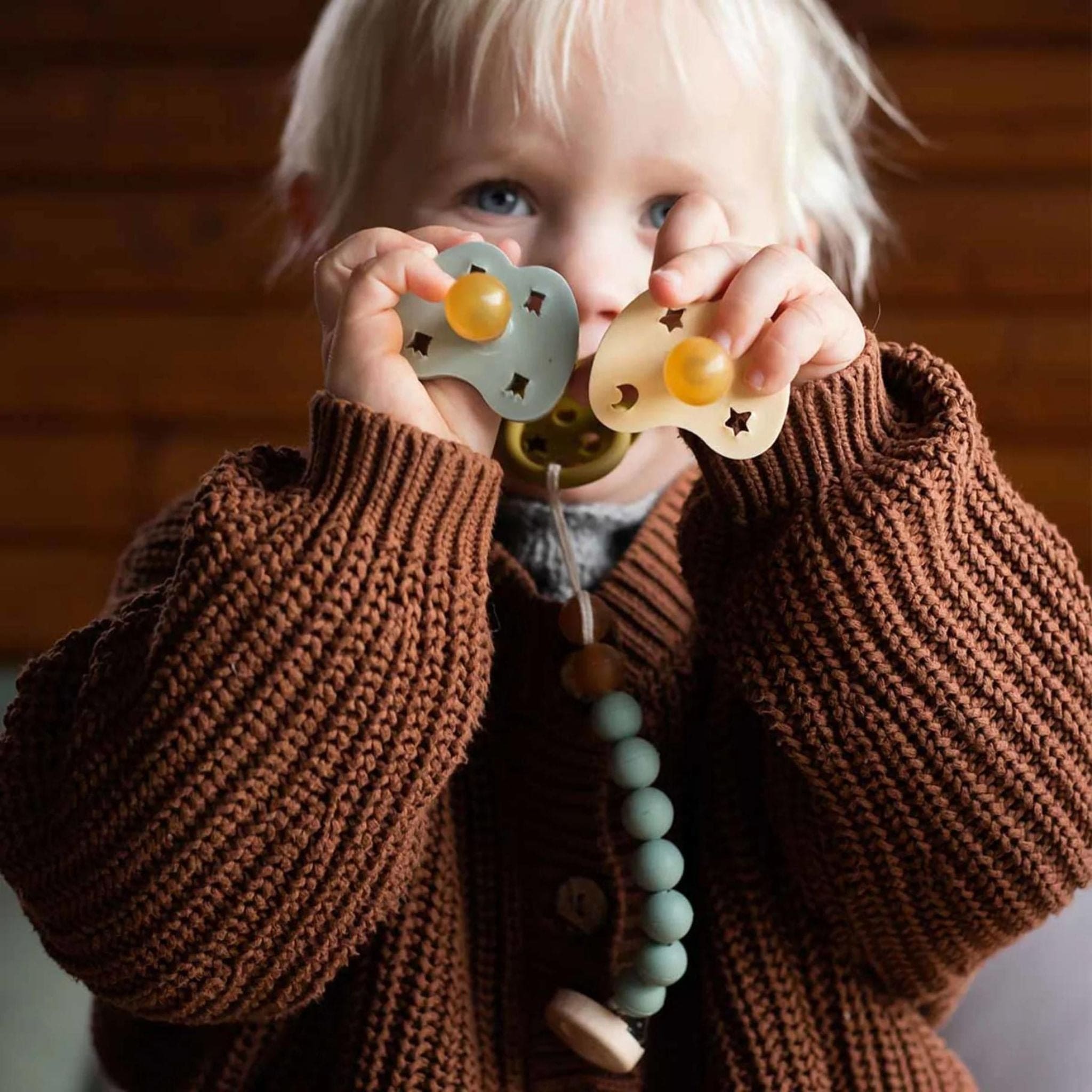 Hevea Natural Rubber Baby Pacifier Clip