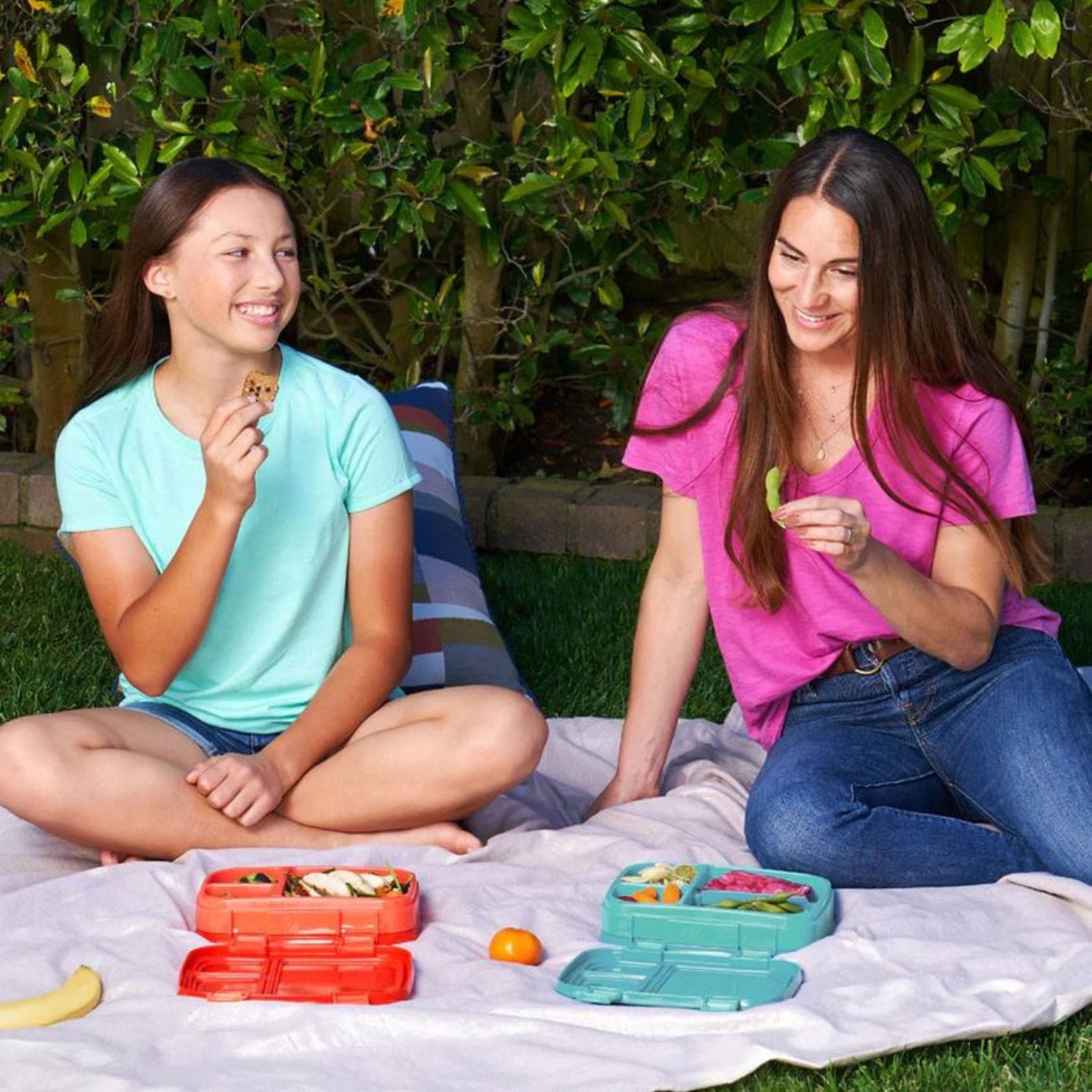 Bentgo Fresh Versatile Bento Box | Adjustable 3-4 Compartment