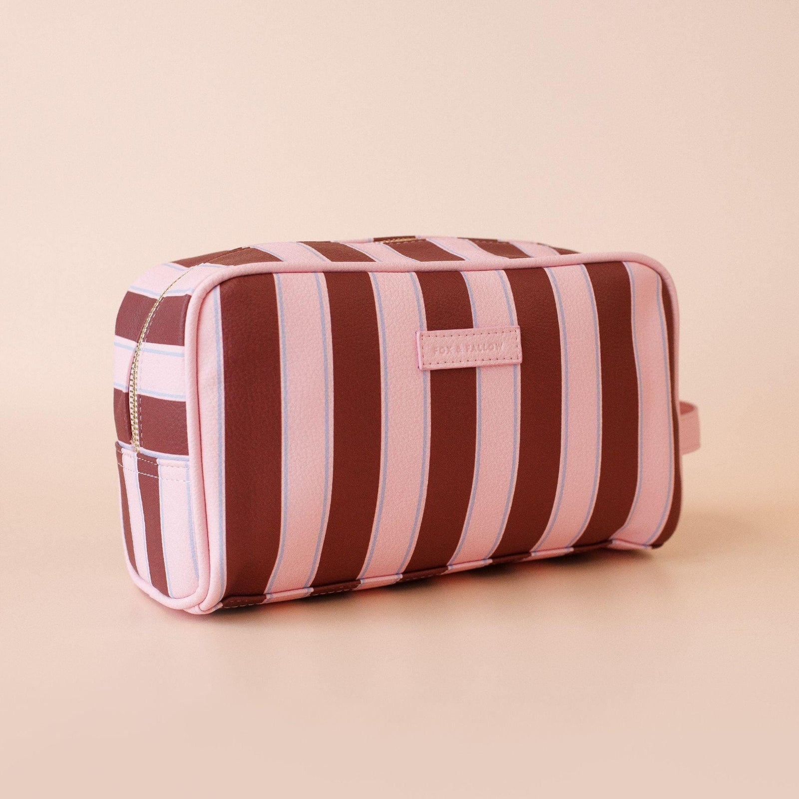Fox & Fallow Medium Luxury Wash Bag | Pebble Vegan Leather