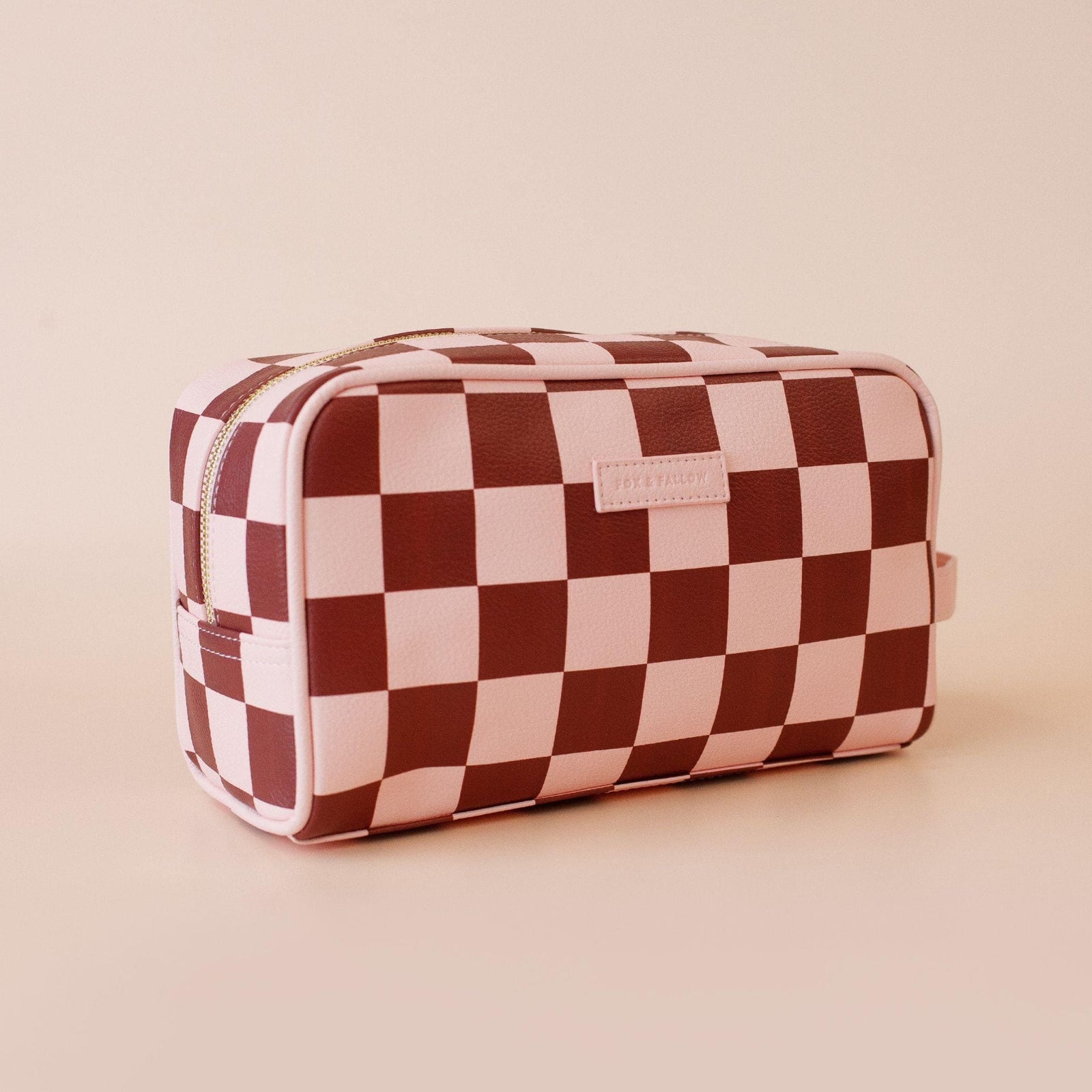 Fox & Fallow Medium Luxury Wash Bag | Pebble Vegan Leather