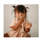 FRIGG Daisy Pacifier Round 2-Pack Silicone - Size 1 (0-6 Months) - Baby Pink & Soft Lilac
