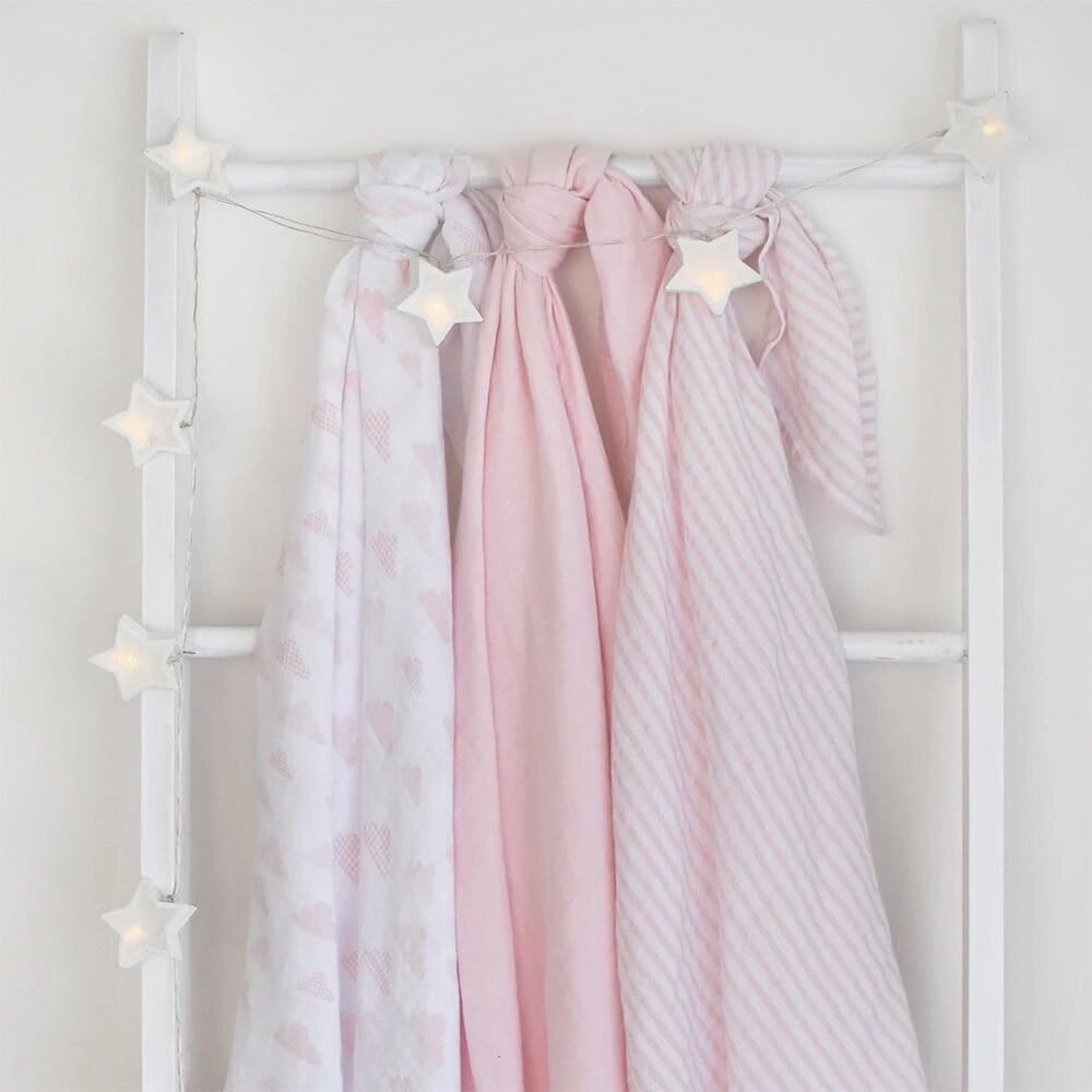 Living Textiles Muslin Swaddle Wraps 3 Pack Living Textiles Muslin Swaddle Wraps 3 Pack 