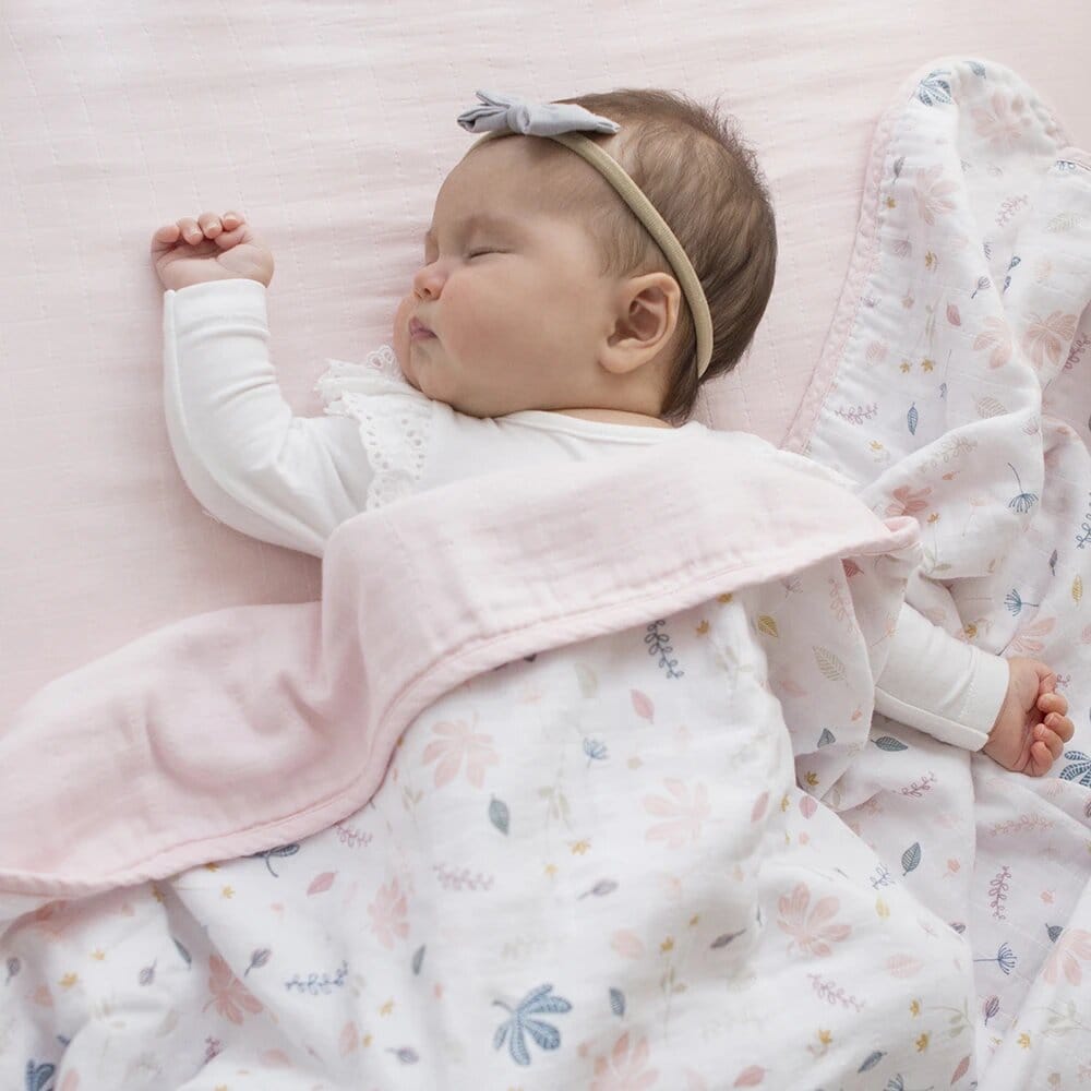 Living Textiles Organic Muslin Cot Blanket - Botanical/Blush Living Textiles Organic Muslin Cot Blanket - Botanical/Blush 