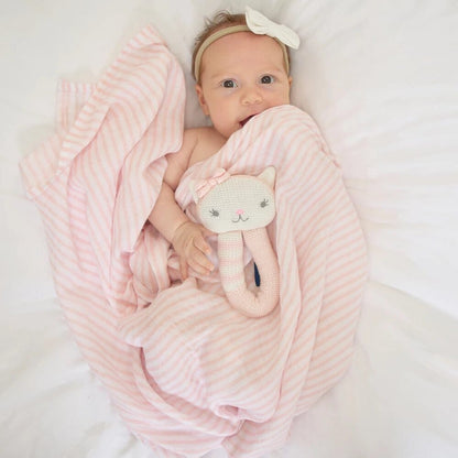 Living Textiles Daisy The Cat Rattle & Muslin Gift Set Living Textiles Daisy The Cat Rattle & Muslin Gift Set 