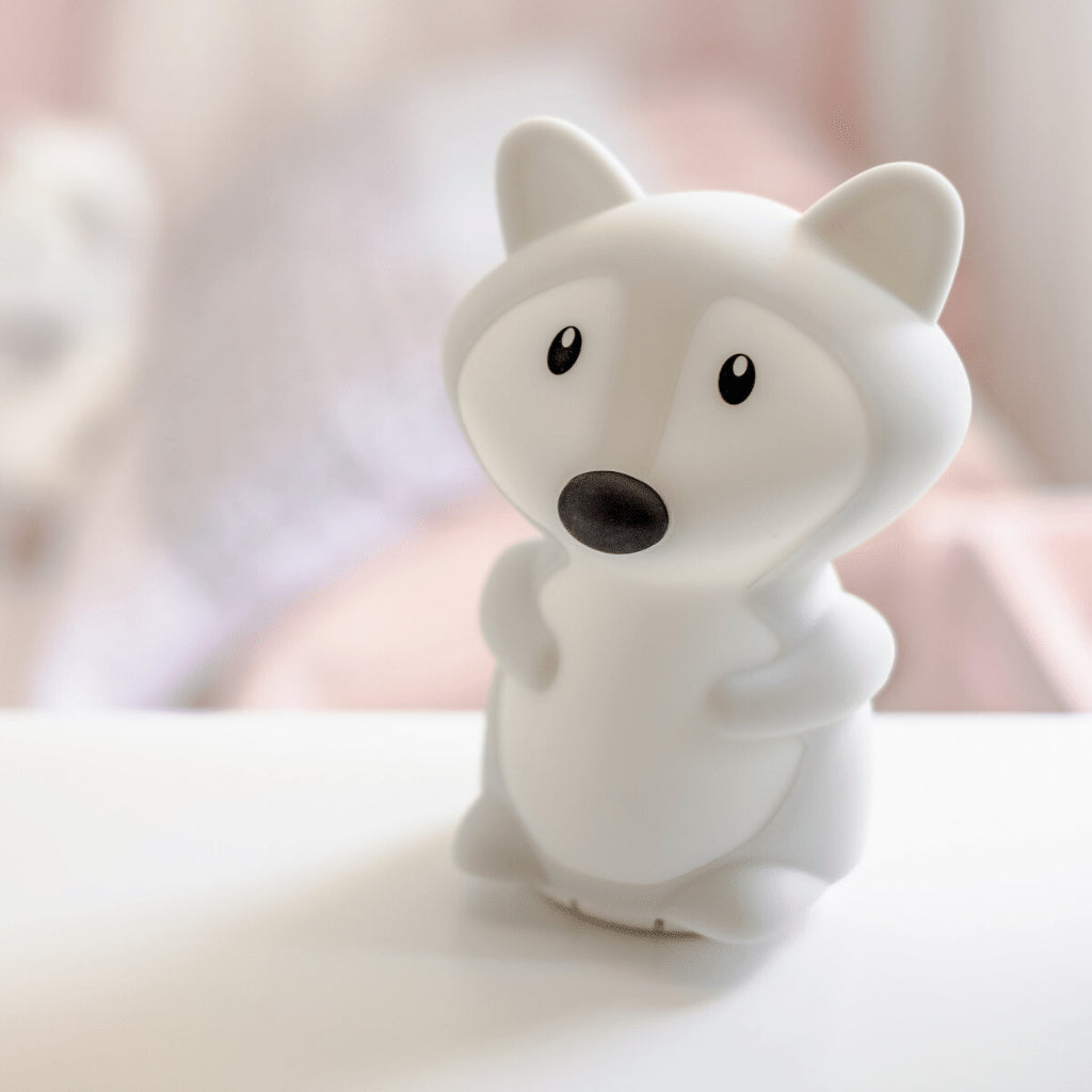 Duski LED Fox Silicone Rechargeable Night Light Bluetooth Speaker Duski LED Fox Silicone Rechargeable Night Light Bluetooth Speaker 