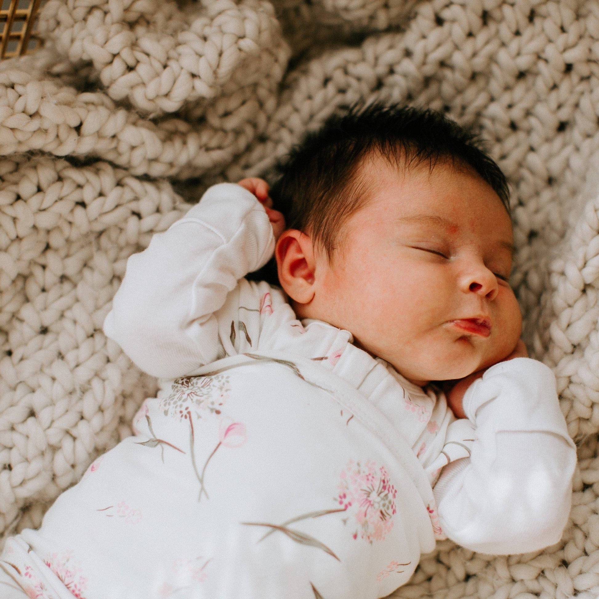 embé Starter 2-Way Long Sleeve Swaddle Sack (0-4mos) embé Starter 2-Way Long Sleeve Swaddle Sack (0-4mos) 
