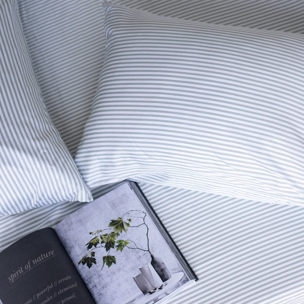 Mulberry Threads 100% Organic Bamboo Fitted Sheet & Pillowcase Set Fog Stripe / Queen MTC-OB-01-5-BSS-FIT-Q-FST