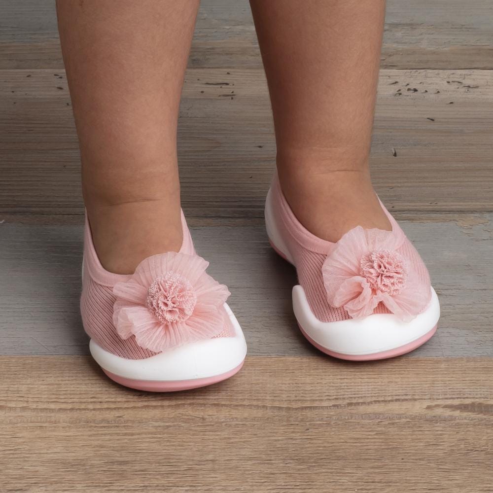 Komuello Flat Pompom Flower Baby Rubber Sole Sock Shoes Komuello Flat Pompom Flower Baby Rubber Sole Sock Shoes 