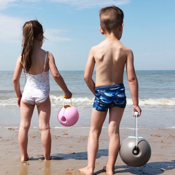 Quut Ballo | The No Spill Bucket Quut Ballo | The No Spill Bucket 