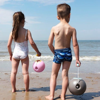 Quut Ballo | The No Spill Bucket Quut Ballo | The No Spill Bucket 