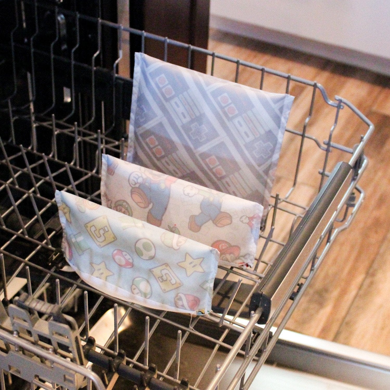 Bumkins Reusable Small Snack Bag, Set of 2 Bumkins Reusable Small Snack Bag, Set of 2 