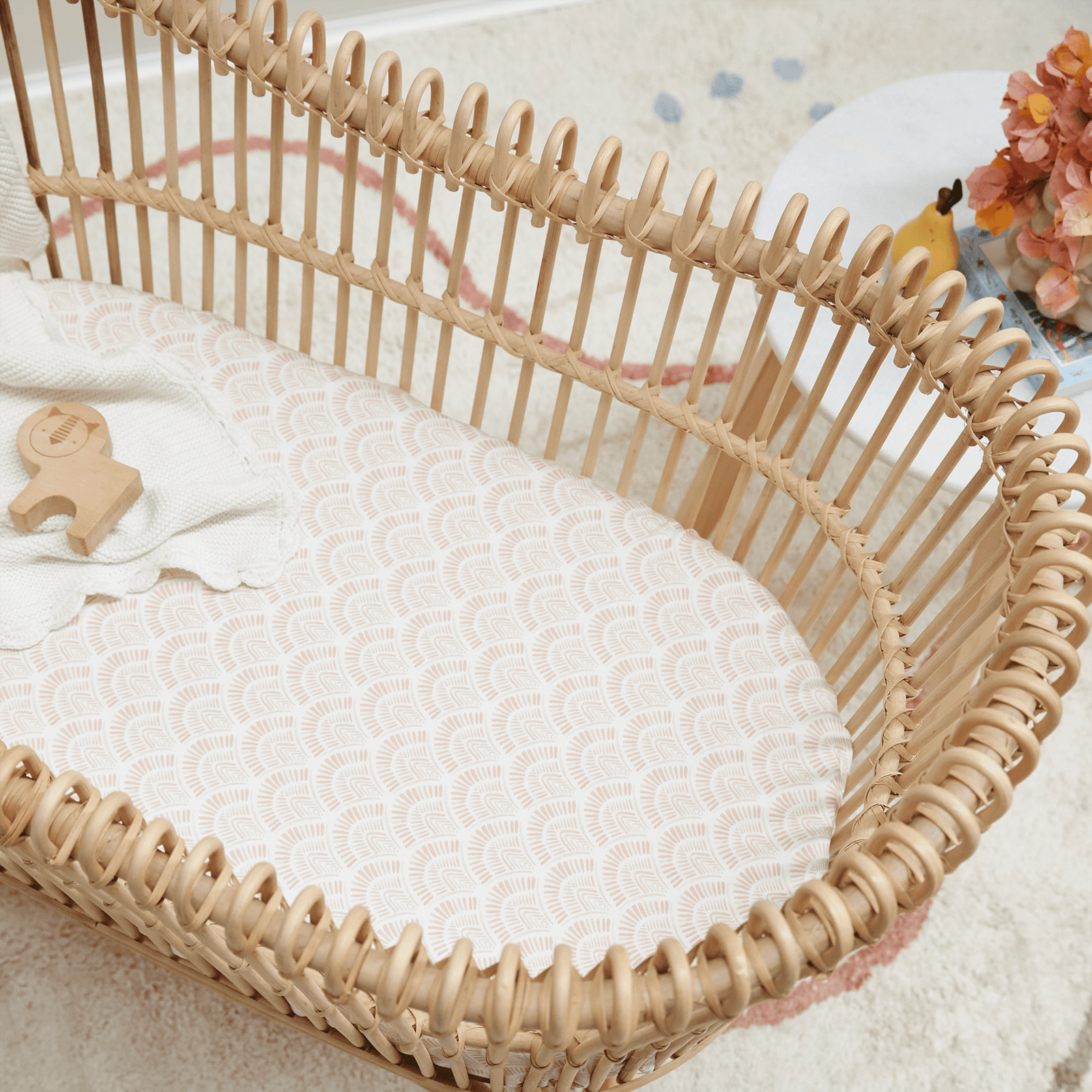 Mulberry Threads 100% Organic Bamboo Bassinet Fitted Sheet Peach Scallop MTC-OB-01-11-BBS-FIT-PSCA