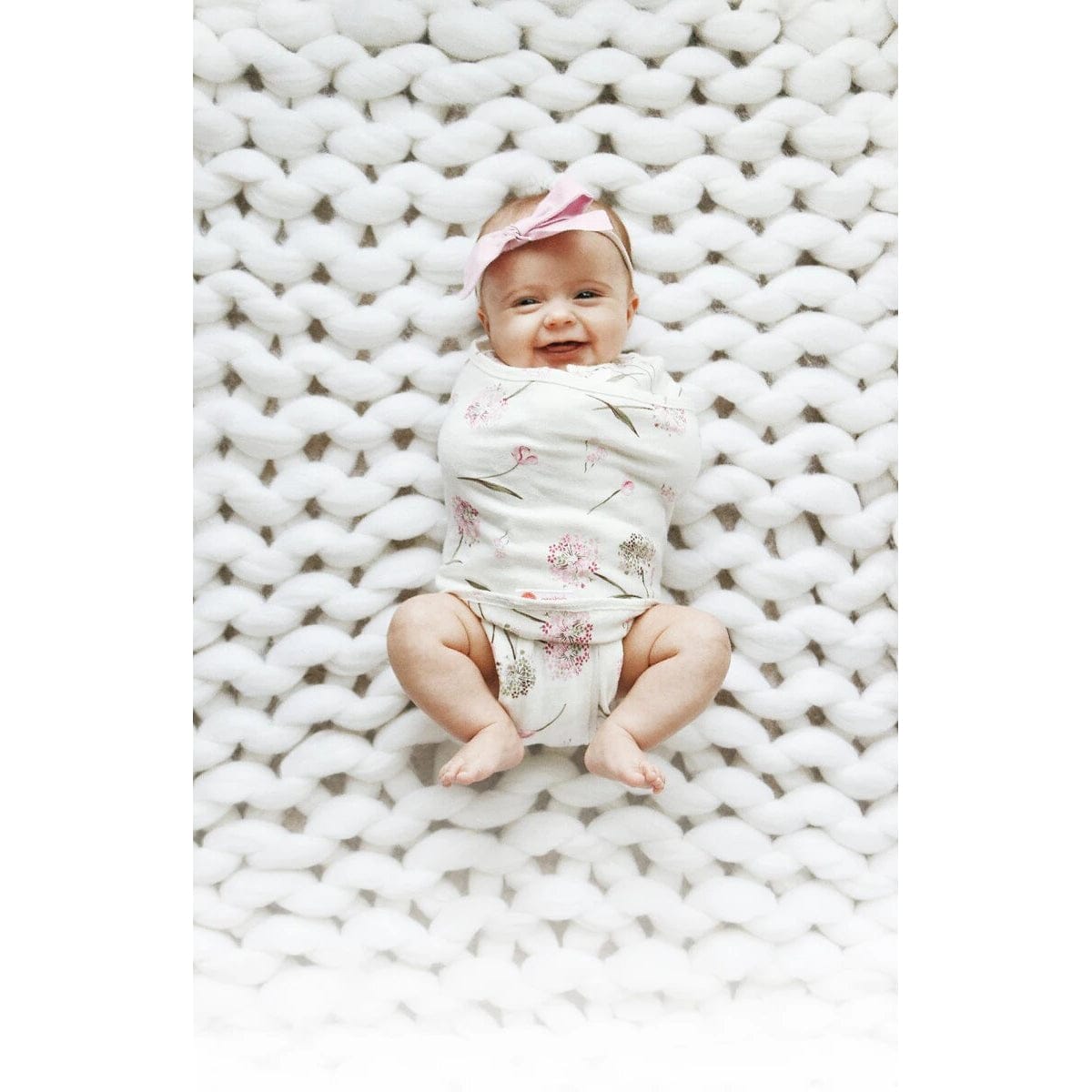 embé Short Sleeve Transitional 2-Way Swaddle Sack (3-6mos) embé Short Sleeve Transitional 2-Way Swaddle Sack (3-6mos) 