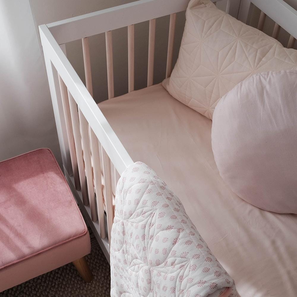 Mulberry Threads 100% Organic Bamboo Cot Fitted Sheet Mulberry Threads 100% Organic Bamboo Cot Fitted Sheet 
