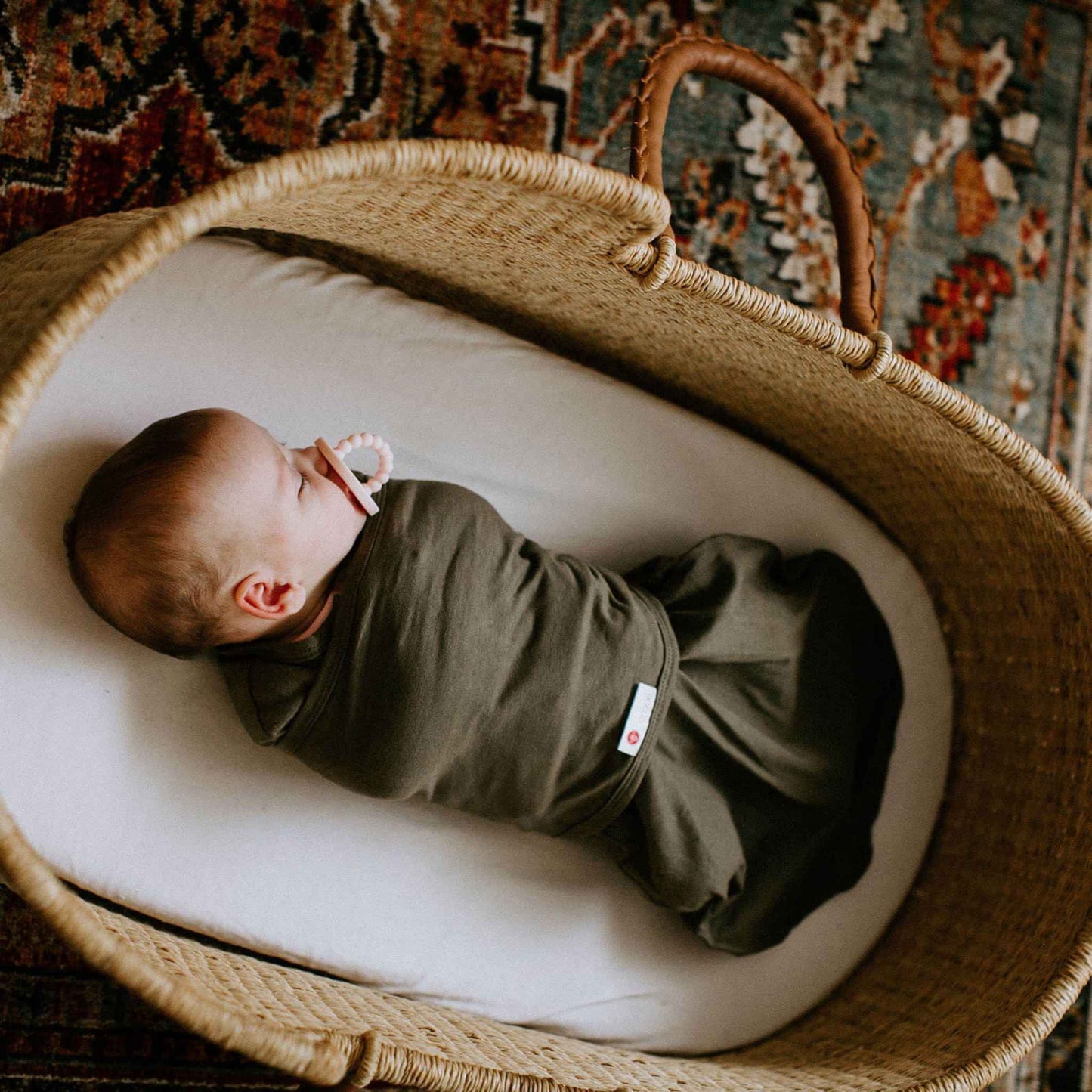 embé Preemie Transitional 2-Way Swaddle Sack (4-6lbs) embé Preemie Transitional 2-Way Swaddle Sack (4-6lbs) 