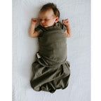 & embé Preemie 2-Way Swaddle Sack (4-6lbs) & embé Preemie 2-Way Swaddle Sack (4-6lbs) 