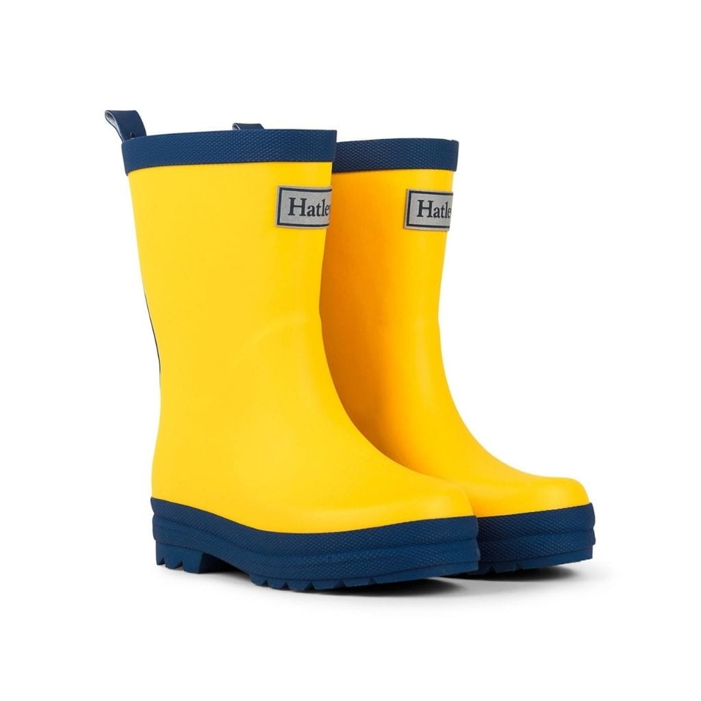Hatley Classic Kids Rain Boots in Yellow & Navy Matte Hatley Classic Kids Rain Boots in Yellow & Navy Matte 