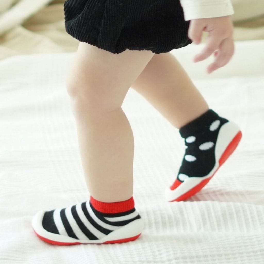 Komuello Dot Stripe Baby Rubber Sole Sock Shoes Komuello Dot Stripe Baby Rubber Sole Sock Shoes 