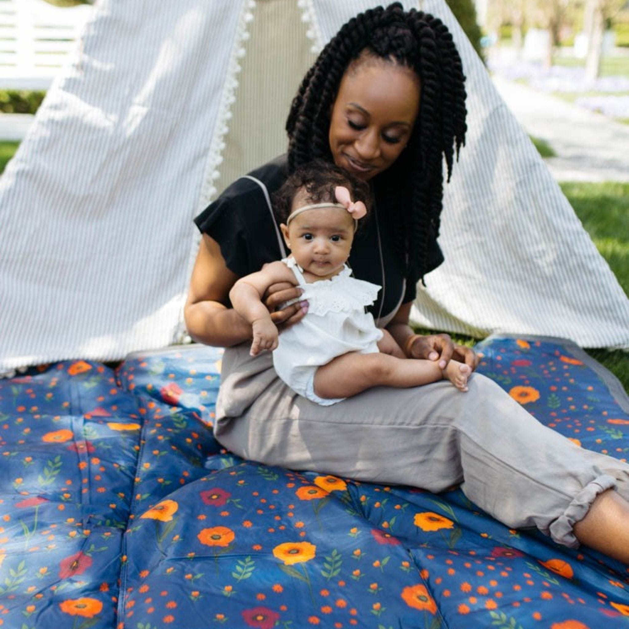 Little Unicorn 5 x 10 Outdoor Blanket - Midnight Poppy Little Unicorn 5 x 10 Outdoor Blanket - Midnight Poppy 