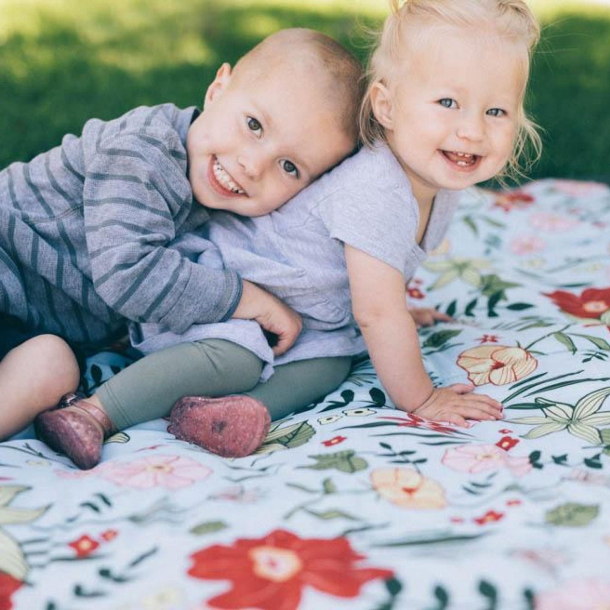 Little Unicorn 5 x 10 Outdoor Blanket - Primrose Patch Little Unicorn 5 x 10 Outdoor Blanket - Primrose Patch 