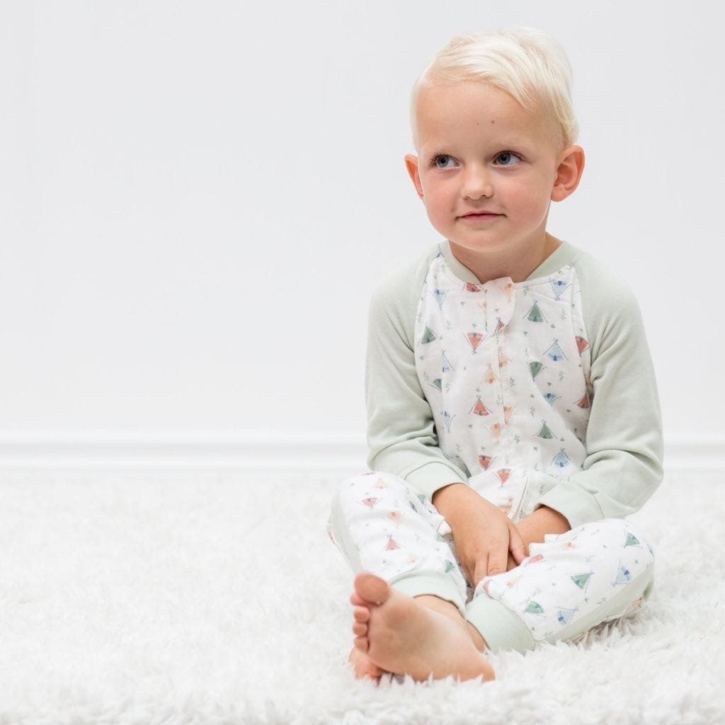 Lulujo Long Sleeve Bamboo Sleep Suit 1.0 TOG Lulujo Long Sleeve Bamboo Sleep Suit 1.0 TOG 