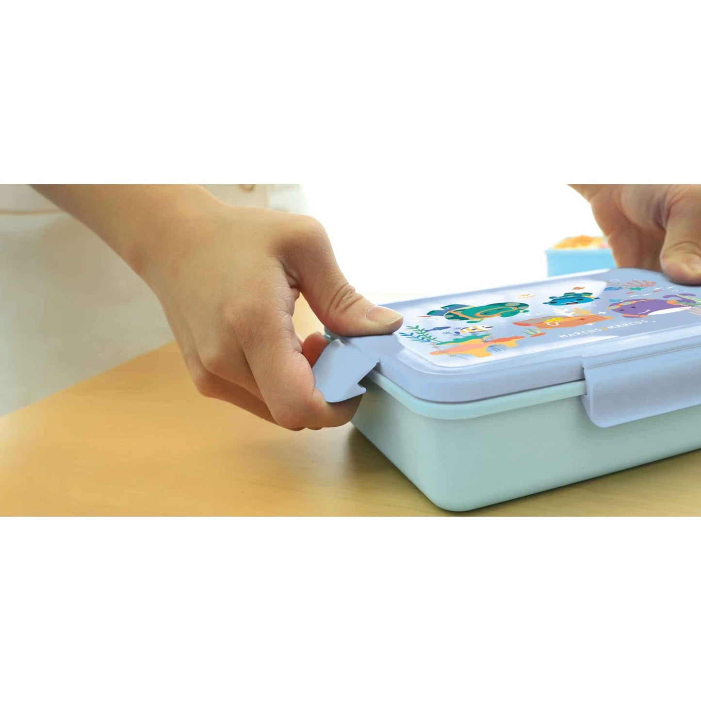 Marcus & Marcus Kids Bento Lunch Box 700ml Marcus & Marcus Kids Bento Lunch Box 700ml 