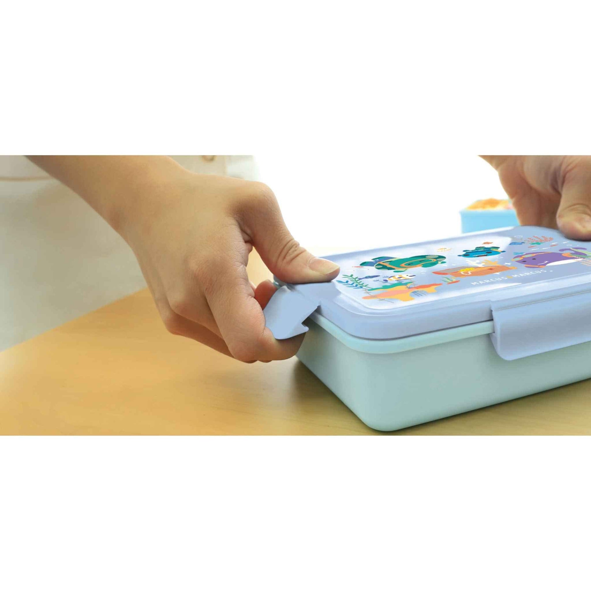 Marcus & Marcus Kids Bento Lunch Box 700ml Marcus & Marcus Kids Bento Lunch Box 700ml 