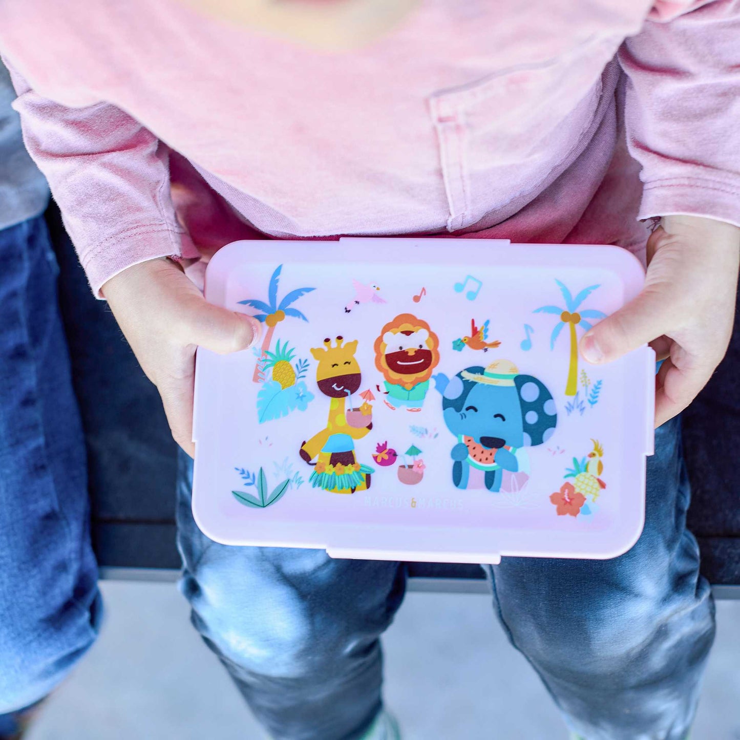 Marcus & Marcus Kids Bento Lunch Box 700ml Marcus & Marcus Kids Bento Lunch Box 700ml 