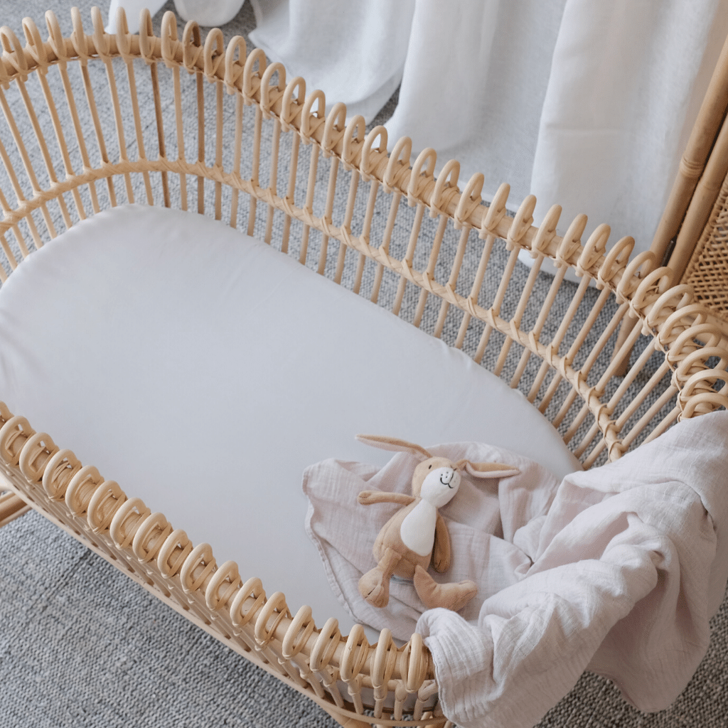 Mulberry Threads 100% Organic Bamboo Bassinet Fitted Sheet Silver MTC-OB-01-11-BBS-FIT-SIL