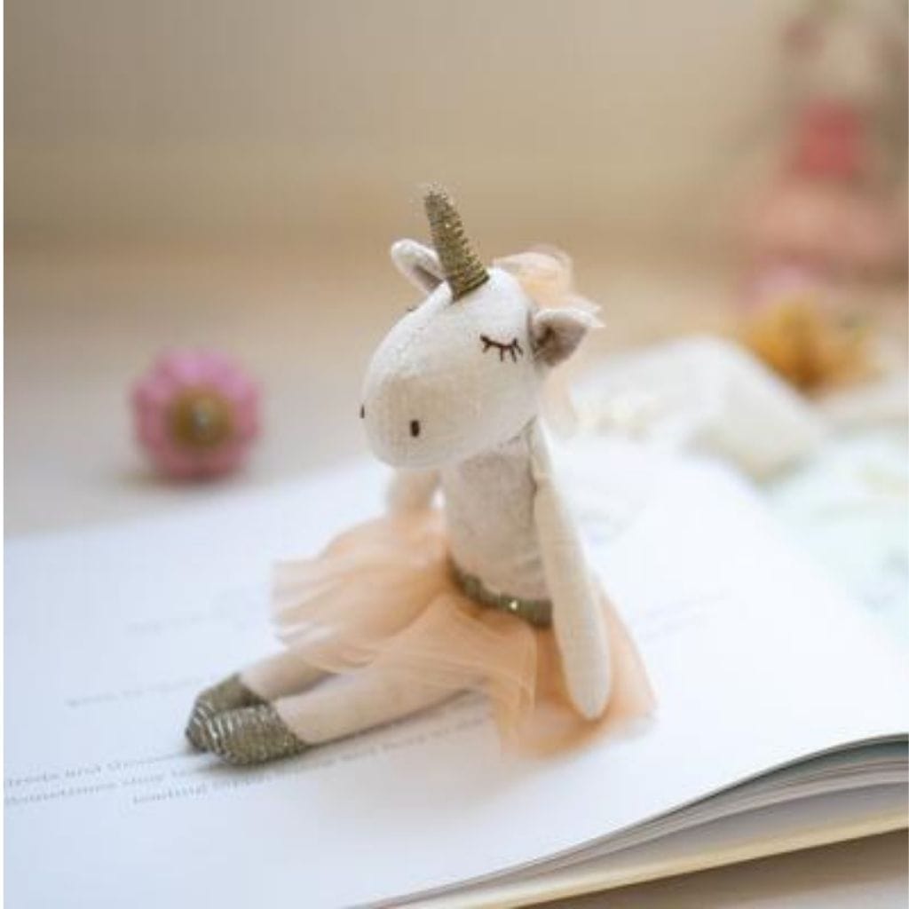 Nana Huchy Yolanda The Unicorn Nana Huchy Yolanda The Unicorn 
