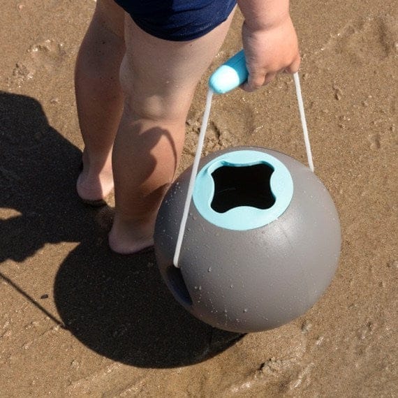 Quut Ballo | The No Spill Bucket Quut Ballo | The No Spill Bucket 
