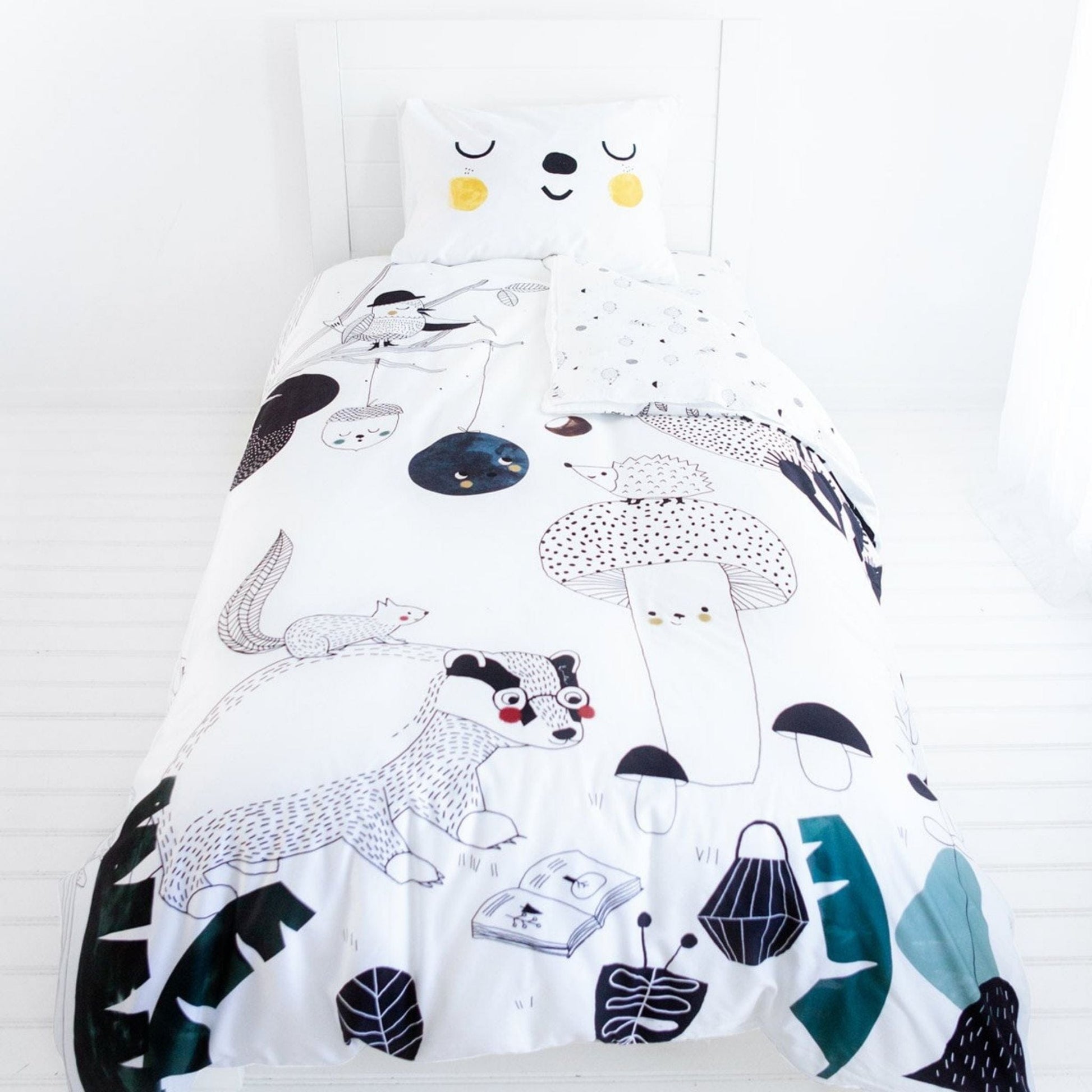 Rookie Humans Woodland Dreams Duvet & Sheet Set Rookie Humans Woodland Dreams Duvet & Sheet Set 