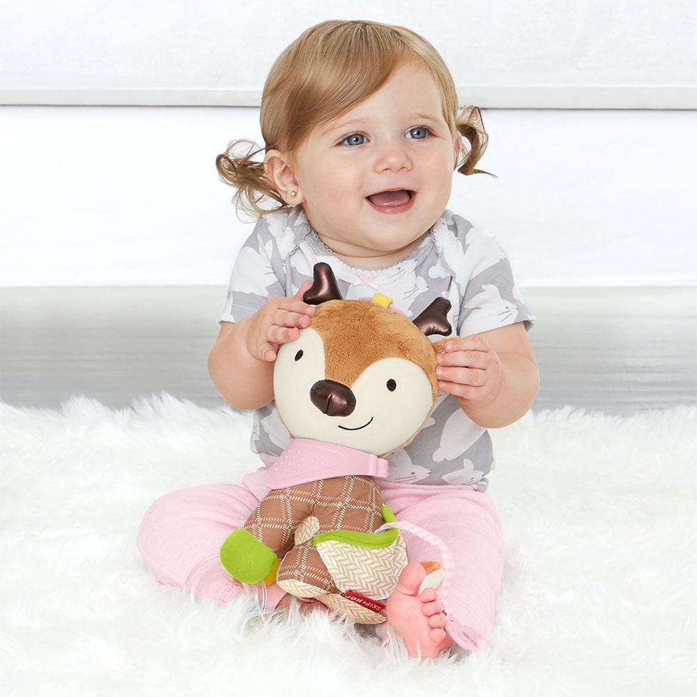 Skip Hop Deer Bandana Buddies Activity Toy Skip Hop Deer Bandana Buddies Activity Toy 
