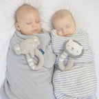 Living Textiles Austin The Lion Rattle & Muslin Gift Set Living Textiles Austin The Lion Rattle & Muslin Gift Set 